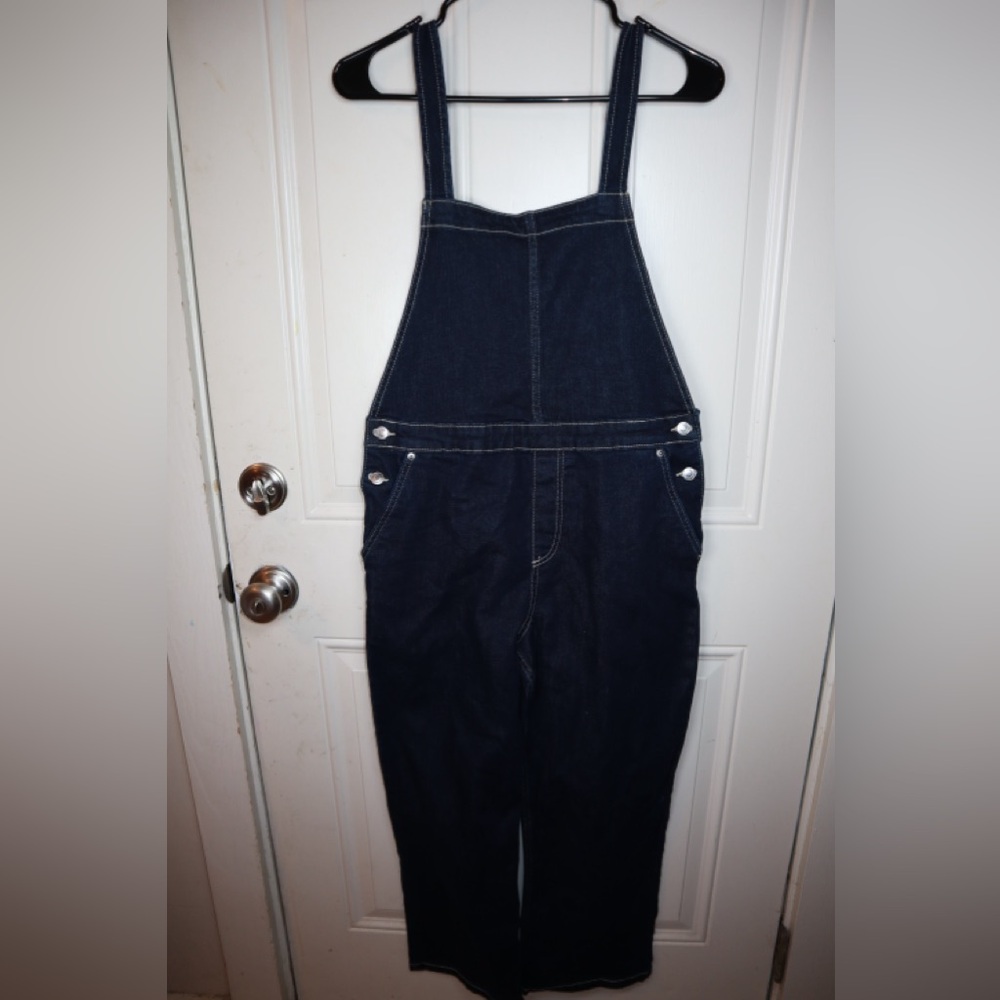 New Girls size 18 Blue Jean Denim Overalls Free Assembly